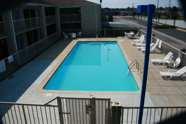 image-671213-MOTEL_6_PROJECT_022.w640.JPG